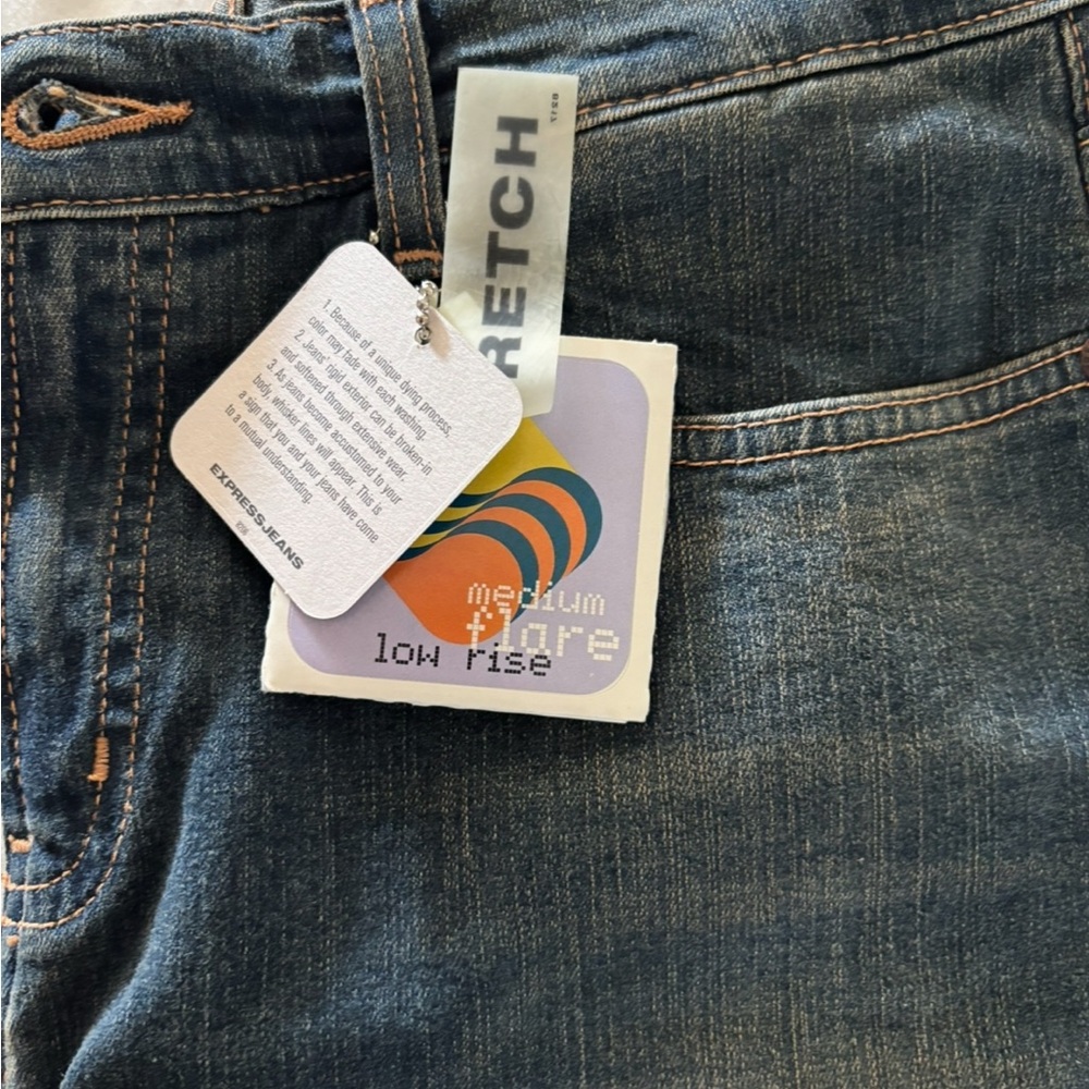 NWT Express Precision Fit Blue Jeans Size 10 Long